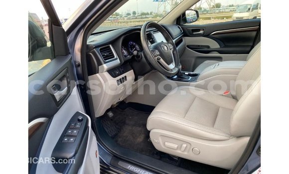 Buy Import Toyota Highlander Blue Car in Import - Dubai in Maseru Buy Import Toyota Highlander Blue Car in Import - Dubai in Maseru