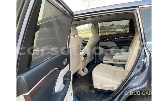 Buy Import Toyota Highlander Blue Car in Import - Dubai in Maseru Buy Import Toyota Highlander Blue Car in Import - Dubai in Maseru