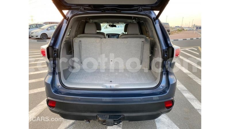 Big with watermark toyota highlander maseru import dubai 15369