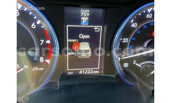 Buy Import Toyota Highlander Green Car in Import - Dubai in Maseru Buy Import Toyota Highlander Green Car in Import - Dubai in Maseru