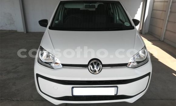اشتري مستعمل Volkswagen up! Green سيارة في Maseru في Maseru اشتري مستعمل Volkswagen up! Green سيارة في Maseru في Maseru