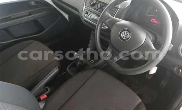 اشتري مستعمل Volkswagen up! Green سيارة في Maseru في Maseru اشتري مستعمل Volkswagen up! Green سيارة في Maseru في Maseru