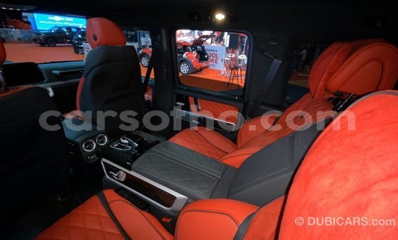 Sayi Imported Mercedes-Benz 190 Black Mota in Import - Dubai a Maseru Sayi Imported Mercedes-Benz 190 Black Mota in Import - Dubai a Maseru