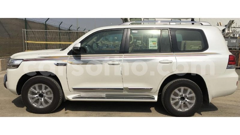 Big with watermark toyota land cruiser maseru import dubai 15389