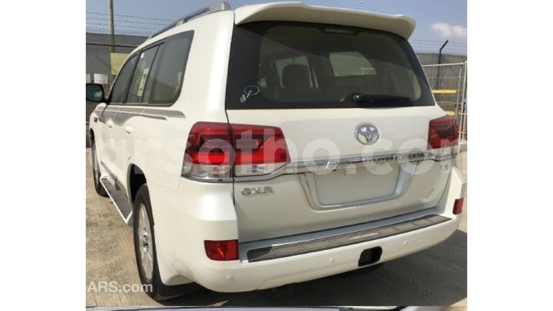 Big with watermark toyota land cruiser maseru import dubai 15389