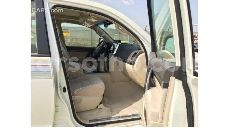 Big with watermark toyota land cruiser maseru import dubai 15389