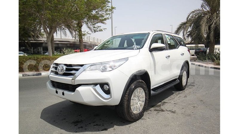 Big with watermark toyota fortuner maseru import dubai 15400