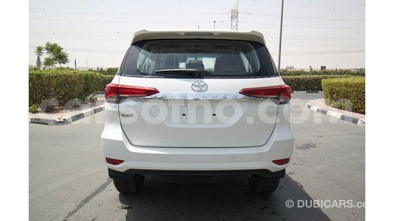 Big with watermark toyota fortuner maseru import dubai 15400