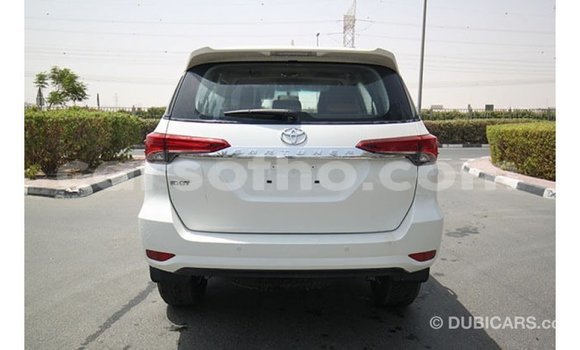Buy Import Toyota Fortuner White Car in Import - Dubai in Maseru Buy Import Toyota Fortuner White Car in Import - Dubai in Maseru