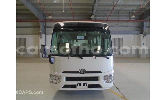 اشتري Imported Abarth 595 White سيارة في Import - Dubai في Maseru اشتري Imported Abarth 595 White سيارة في Import - Dubai في Maseru