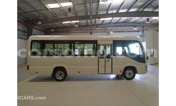 اشتري Imported Abarth 595 White سيارة في Import - Dubai في Maseru اشتري Imported Abarth 595 White سيارة في Import - Dubai في Maseru