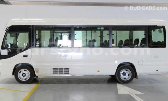 Sayi Imported Toyota Coaster White Mota in Import - Dubai a Maseru Sayi Imported Toyota Coaster White Mota in Import - Dubai a Maseru