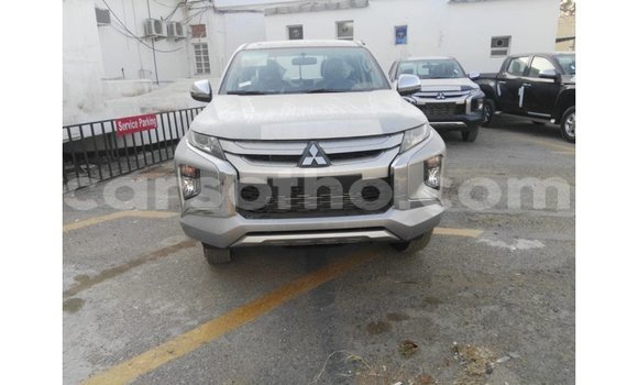 Sayi Imported Mitsubishi L200 Other Mota in Import - Dubai a Maseru Sayi Imported Mitsubishi L200 Other Mota in Import - Dubai a Maseru