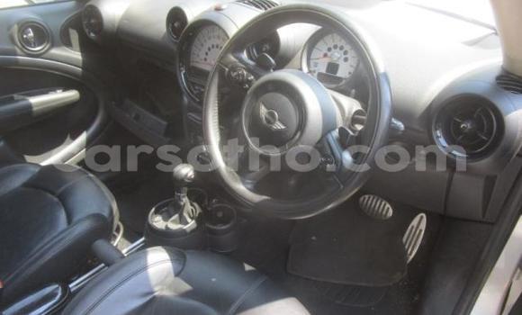 اشتري مستعمل Mini Cooper Silver سيارة في Roma في Maseru اشتري مستعمل Mini Cooper Silver سيارة في Roma في Maseru