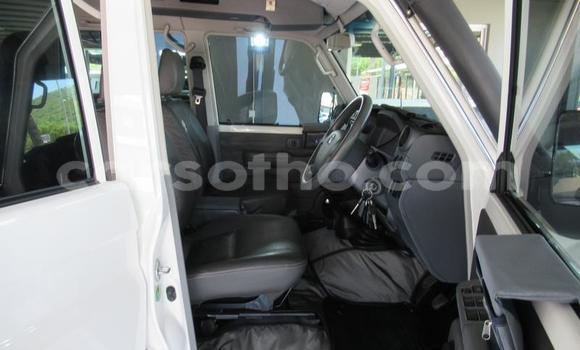 Acheter Occasion Voiture Toyota Land Cruiser Blanc à Maseru, Maseru Acheter Occasion Voiture Toyota Land Cruiser Blanc à Maseru, Maseru