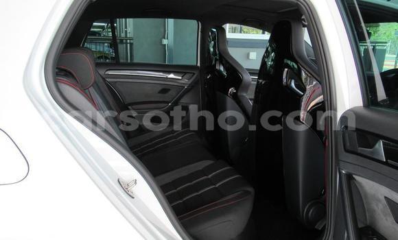 Sayi Na hannu Volkswagen Golf GTI White Mota in Maseru a Maseru Sayi Na hannu Volkswagen Golf GTI White Mota in Maseru a Maseru