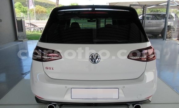 Sayi Na hannu Volkswagen Golf GTI White Mota in Maseru a Maseru Sayi Na hannu Volkswagen Golf GTI White Mota in Maseru a Maseru