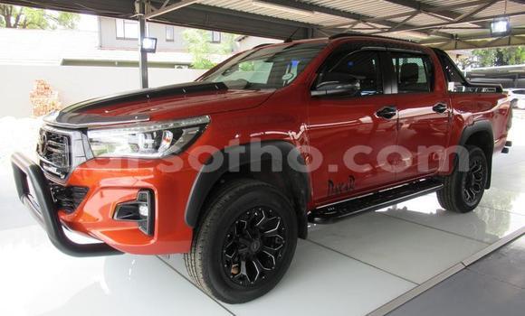 اشتري مستعمل Toyota Hilux Beige سيارة في Roma في Maseru اشتري مستعمل Toyota Hilux Beige سيارة في Roma في Maseru
