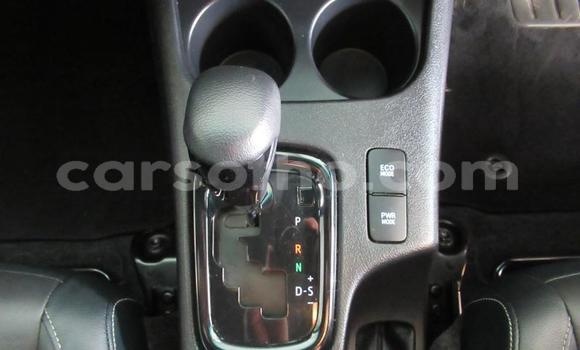 اشتري مستعمل Toyota Hilux Beige سيارة في Roma في Maseru اشتري مستعمل Toyota Hilux Beige سيارة في Roma في Maseru