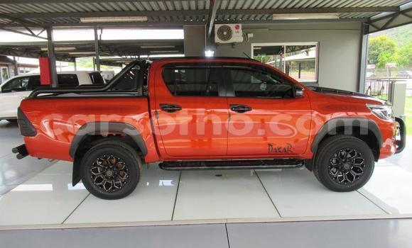اشتري مستعمل Toyota Hilux Beige سيارة في Roma في Maseru اشتري مستعمل Toyota Hilux Beige سيارة في Roma في Maseru