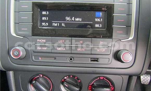 Acheter Occasion Voiture Volkswagen Polo Rouge à Maseru, Maseru Acheter Occasion Voiture Volkswagen Polo Rouge à Maseru, Maseru