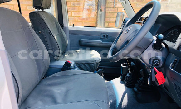 اشتري مستعمل Toyota Land Cruiser White سيارة في Maseru في Maseru اشتري مستعمل Toyota Land Cruiser White سيارة في Maseru في Maseru