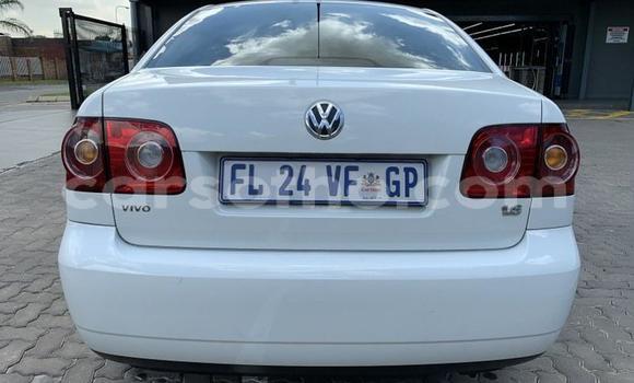 اشتري مستعمل Volkswagen Polo White سيارة في Maseru في Maseru اشتري مستعمل Volkswagen Polo White سيارة في Maseru في Maseru