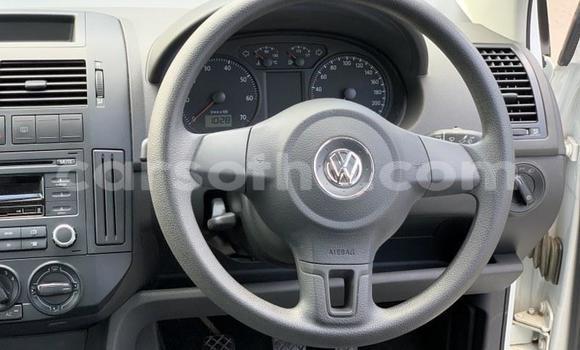 اشتري مستعمل Volkswagen Polo White سيارة في Maseru في Maseru اشتري مستعمل Volkswagen Polo White سيارة في Maseru في Maseru