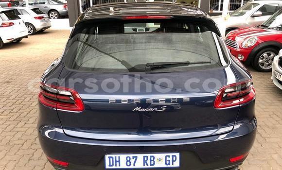 Sayi Na hannu Porsche Macan Blue Mota in Maseru a Maseru Sayi Na hannu Porsche Macan Blue Mota in Maseru a Maseru