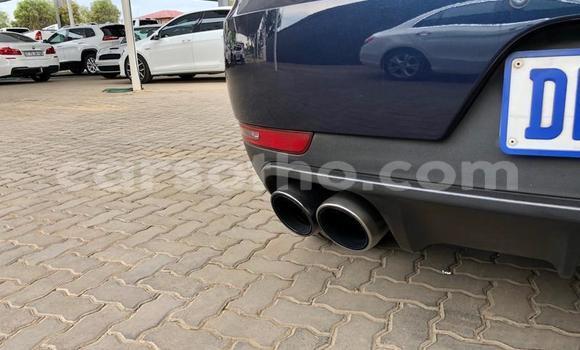 Sayi Na hannu Porsche Macan Blue Mota in Maseru a Maseru Sayi Na hannu Porsche Macan Blue Mota in Maseru a Maseru