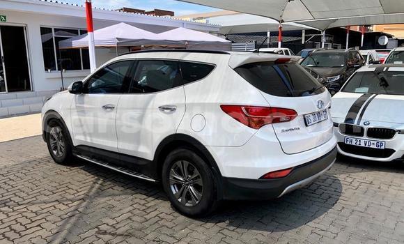 Acheter Occasion Voiture Hyundai Santa Fe Blanc à Maseru, Maseru Acheter Occasion Voiture Hyundai Santa Fe Blanc à Maseru, Maseru
