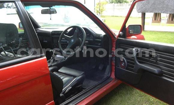 Sayi Na hannu BMW 326 Red Mota in Maseru a Maseru Sayi Na hannu BMW 326 Red Mota in Maseru a Maseru