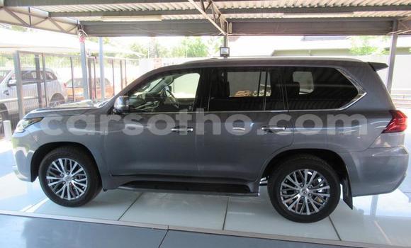 اشتري مستعمل Lexus LX 450 Silver سيارة في Butha Buthe في Butha-Buthe اشتري مستعمل Lexus LX 450 Silver سيارة في Butha Buthe في Butha-Buthe
