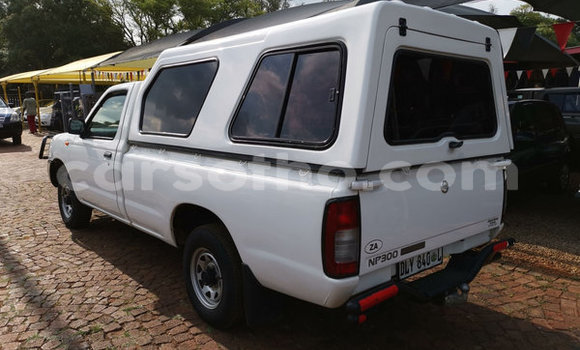 Acheter Occasion Voiture Nissan NP 300 Blanc à Maputsoe, Leribe Acheter Occasion Voiture Nissan NP 300 Blanc à Maputsoe, Leribe