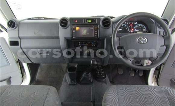 Buy Used Toyota Land Cruiser White Car in Butha–Buthe in Thaba-Tseka Buy Used Toyota Land Cruiser White Car in Butha–Buthe in Thaba-Tseka