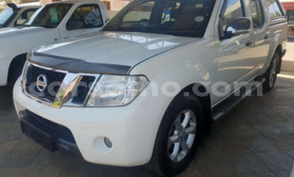 Buy Used Nissan Navara White Car in Maseru in Maseru Buy Used Nissan Navara White Car in Maseru in Maseru
