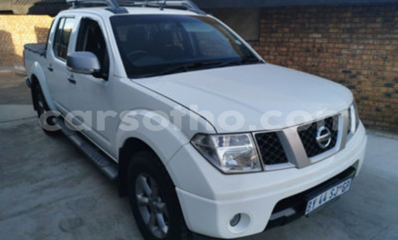 Buy Used Nissan Navara White Car in Maputsoe in Leribe Buy Used Nissan Navara White Car in Maputsoe in Leribe