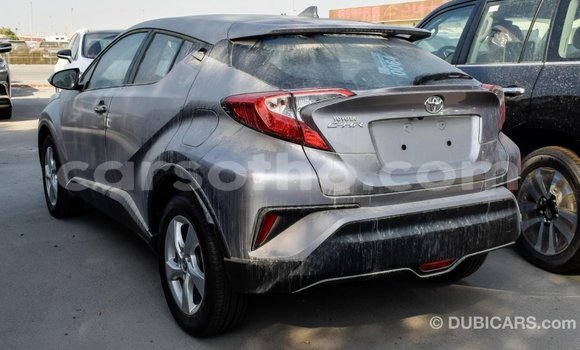 اشتري Imported Toyota C-HR Other سيارة في Import - Dubai في Maseru اشتري Imported Toyota C-HR Other سيارة في Import - Dubai في Maseru