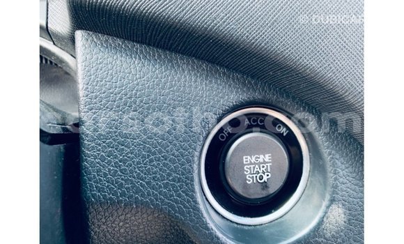 Sayi Imported Hyundai Santa Fe White Mota in Import - Dubai a Maseru Sayi Imported Hyundai Santa Fe White Mota in Import - Dubai a Maseru