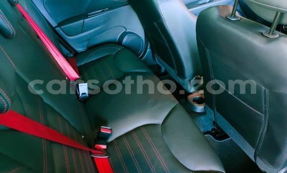 Acheter Occasion Voiture Renault Clio Noir à Maseru, Maseru Acheter Occasion Voiture Renault Clio Noir à Maseru, Maseru