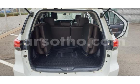 Buy Used Toyota Fortuner White Car in Roma in Maseru Buy Used Toyota Fortuner White Car in Roma in Maseru
