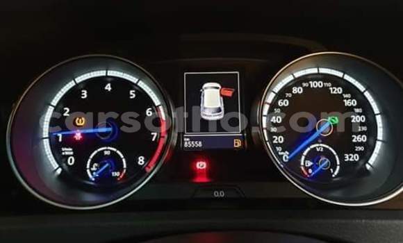 Sayi Na hannu Volkswagen Golf R Black Mota in Thaba–Tseka a Mafeteng Sayi Na hannu Volkswagen Golf R Black Mota in Thaba–Tseka a Mafeteng