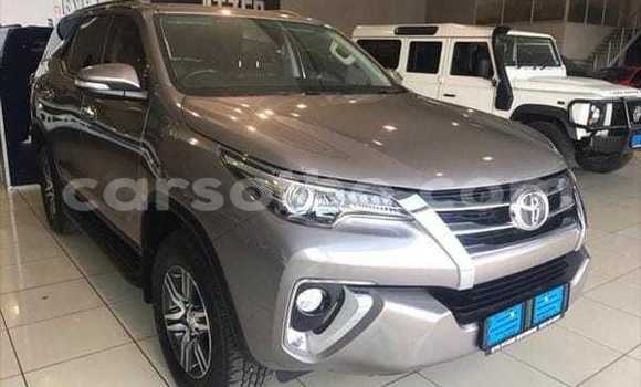 Acheter Occasion Voiture Toyota Fortuner Autre à Maseru, Maseru Acheter Occasion Voiture Toyota Fortuner Autre à Maseru, Maseru