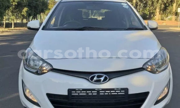 اشتري مستعمل Hyundai i20 White سيارة في Maseru في Maseru اشتري مستعمل Hyundai i20 White سيارة في Maseru في Maseru