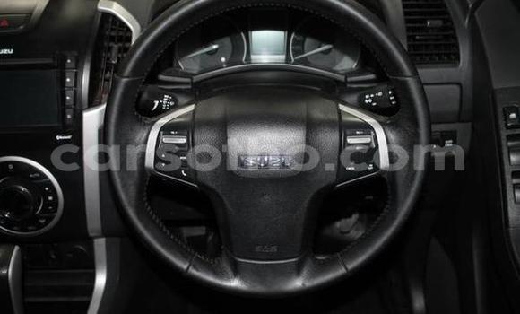 Sayi Na hannu Isuzu KB White Mota in Maseru a Maseru Sayi Na hannu Isuzu KB White Mota in Maseru a Maseru