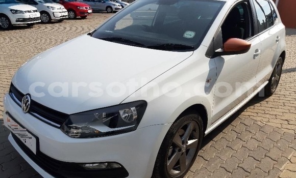 اشتري مستعمل Volkswagen Polo White سيارة في Maputsoe في Leribe اشتري مستعمل Volkswagen Polo White سيارة في Maputsoe في Leribe