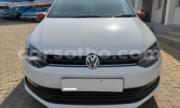 اشتري مستعمل Volkswagen Polo White سيارة في Maputsoe في Leribe اشتري مستعمل Volkswagen Polo White سيارة في Maputsoe في Leribe