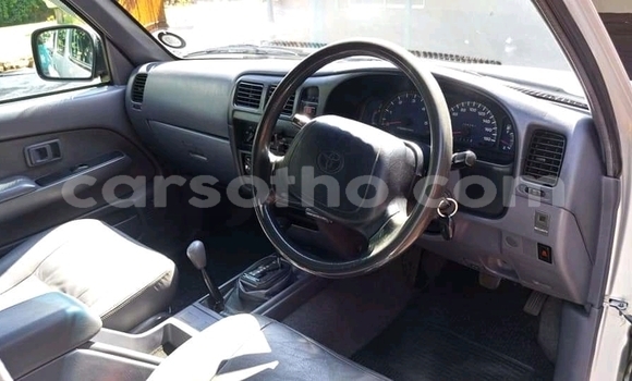 Acheter Occasion Voiture Toyota Hilux Gris à Mafeteng, Mafeteng Acheter Occasion Voiture Toyota Hilux Gris à Mafeteng, Mafeteng