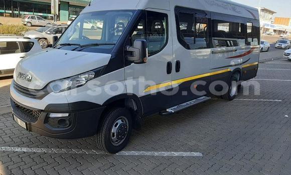 Buy Used IVECO Massif White Car in Butha–Buthe in Thaba-Tseka