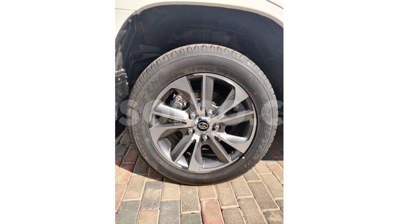 Big with watermark toyota land cruiser maseru import dubai 15576